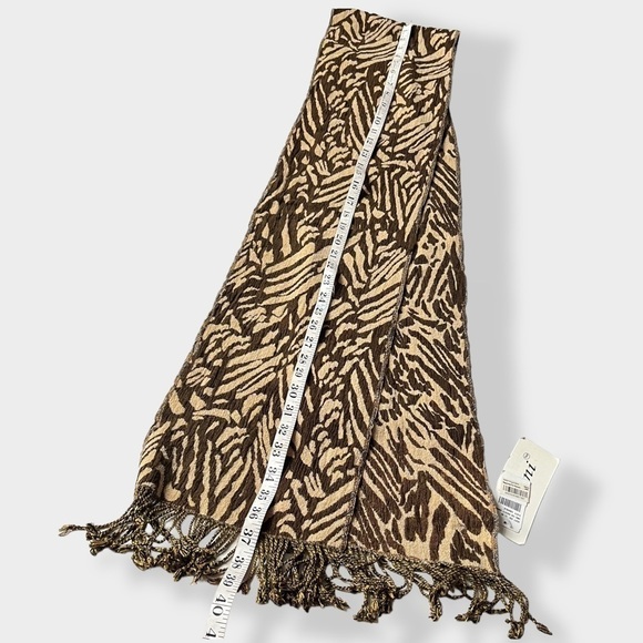 Tolani Vintage Animal Print Scarf Fringe Brown Tan 74x9 - Picture 6 of 9